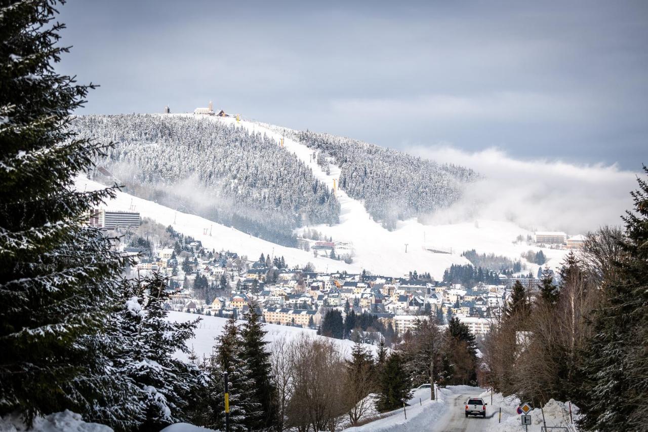 Loučná pod Klínovcem Ski Chalet Klinovec מראה חיצוני תמונה