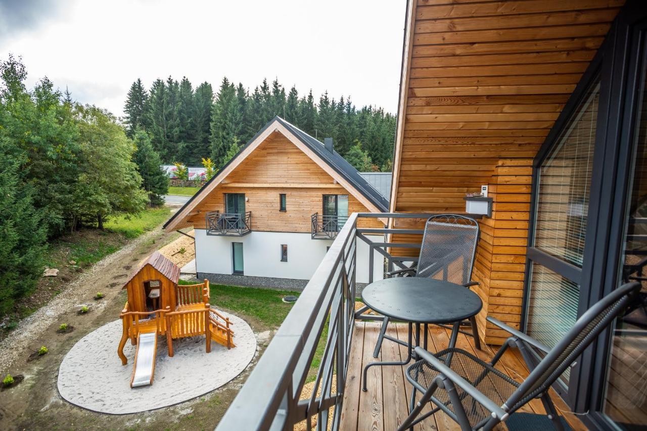 Loučná pod Klínovcem Ski Chalet Klinovec מראה חיצוני תמונה